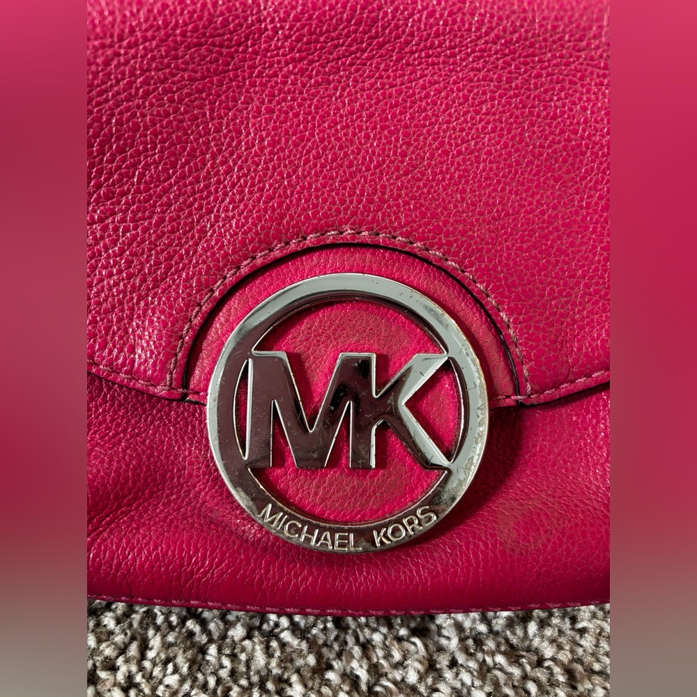Michael Kors Fuchsia Leather Shoulder Bag